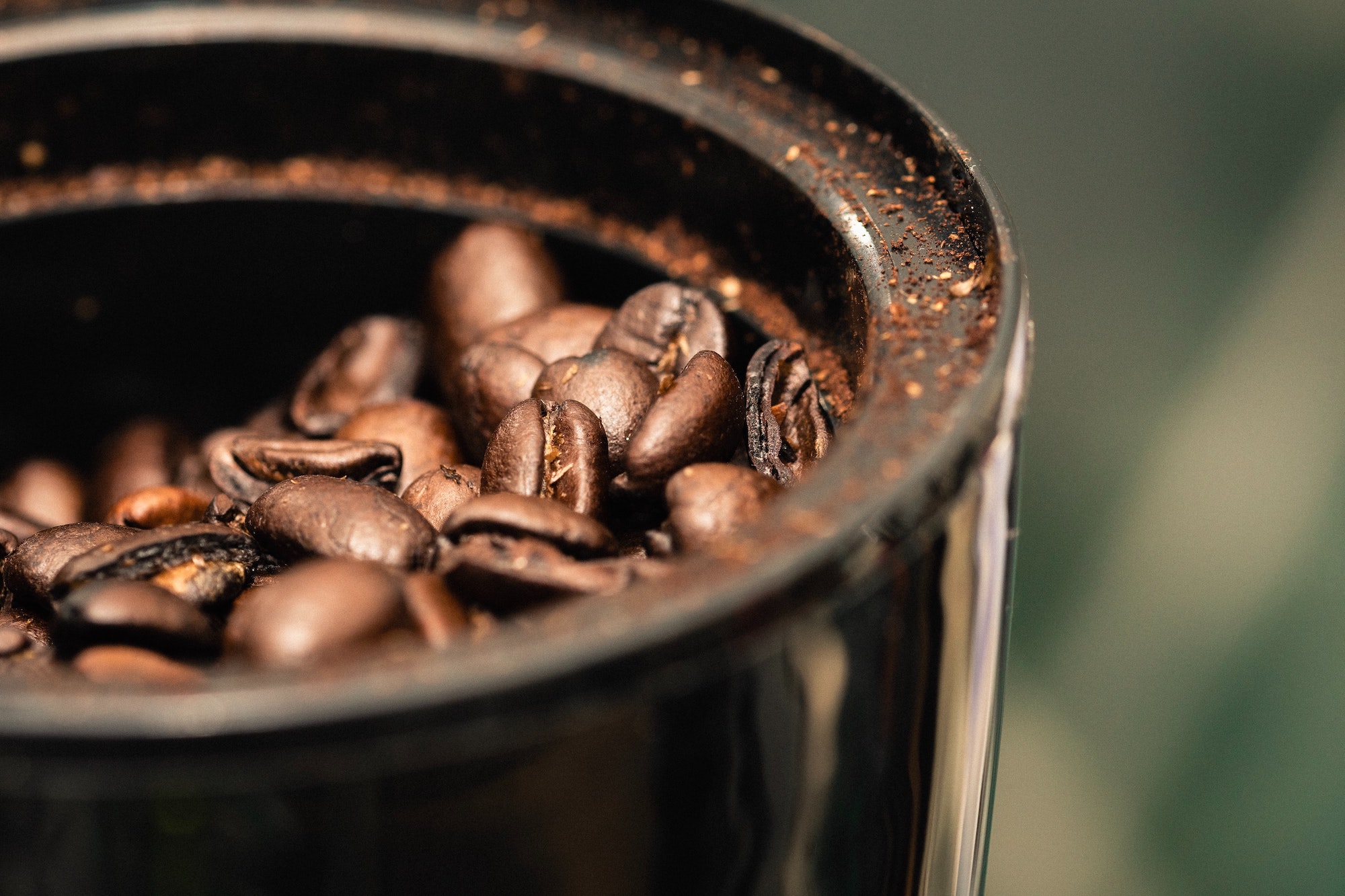 How To Clean A Coffee Grinder