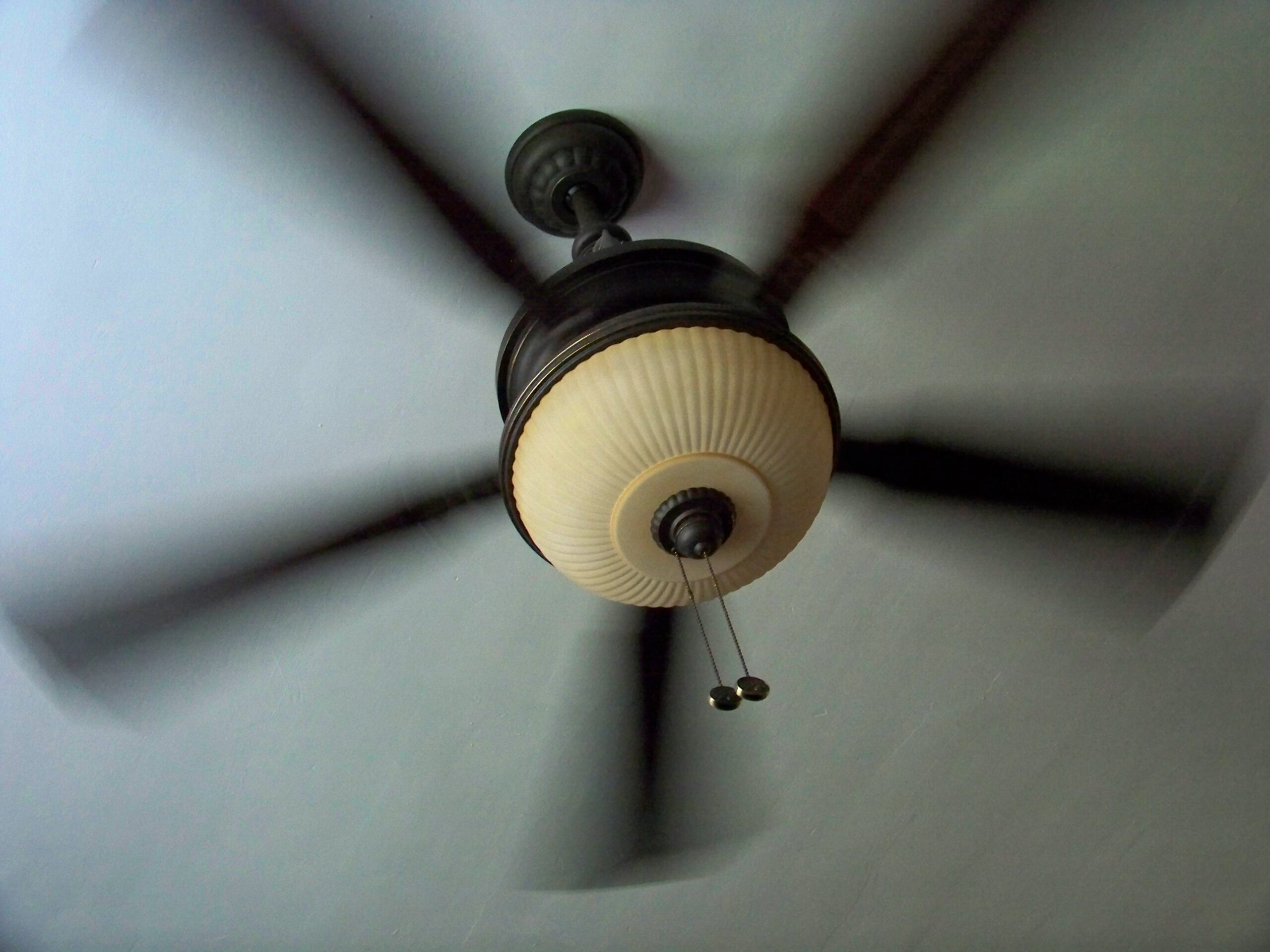 How To Fix A Ceiling Fan