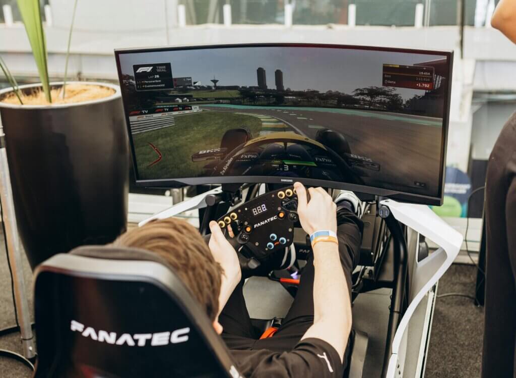 Best Sim Racing Rigs For Beginners